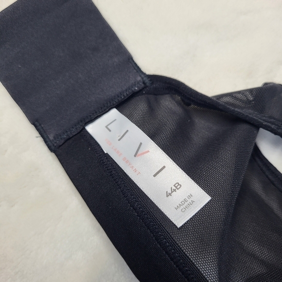 44B Livi High Impact Sports Bra with Underwire. Pink, black. - Picture 6 of 8